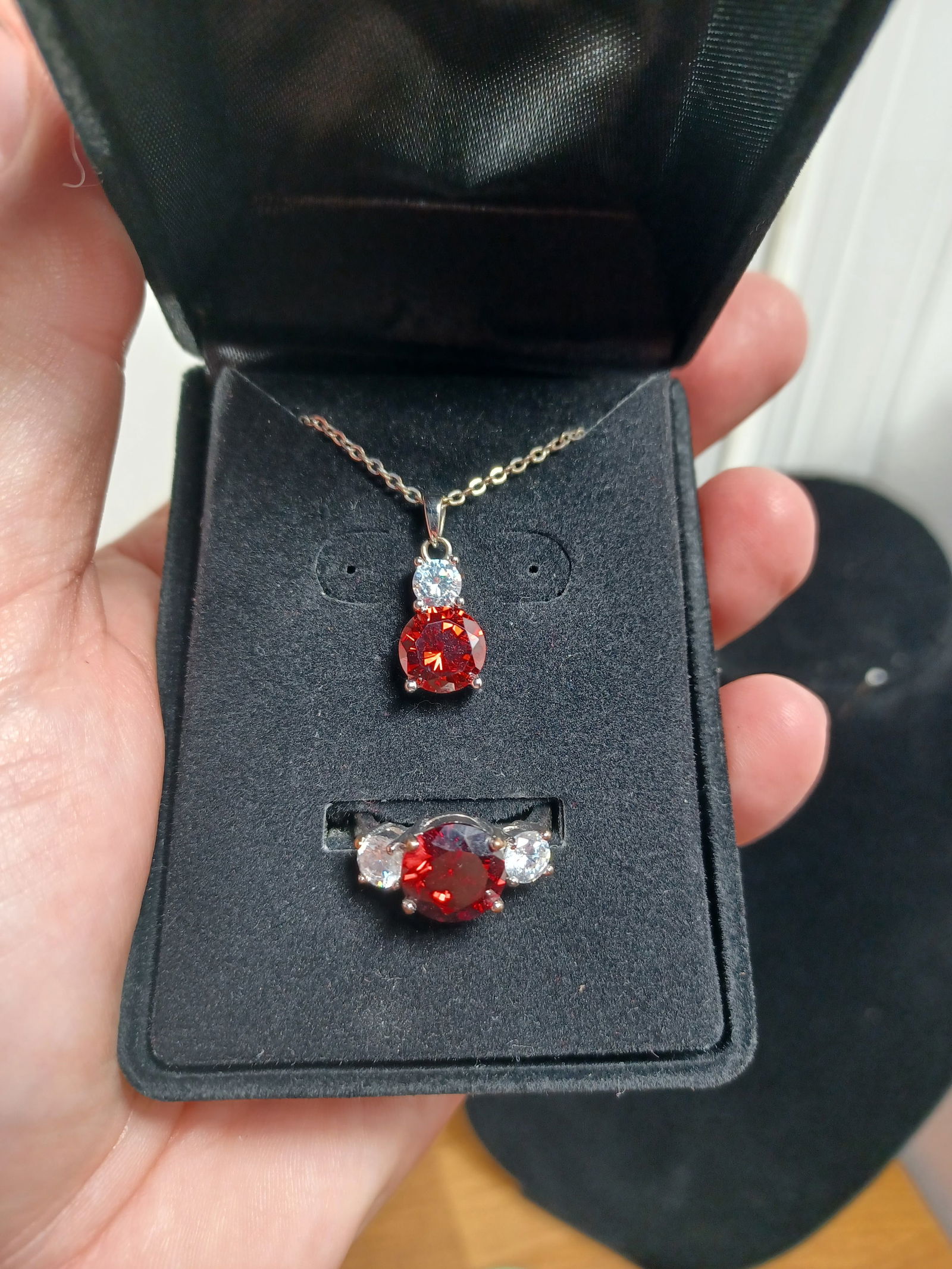 Beautiful Ruby Stone Set/ Ring size 7 & Necklace (1 of 5)
