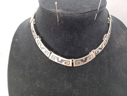 Vintage Mexican Silver Necklace: Vintage Mexican Silver Necklace