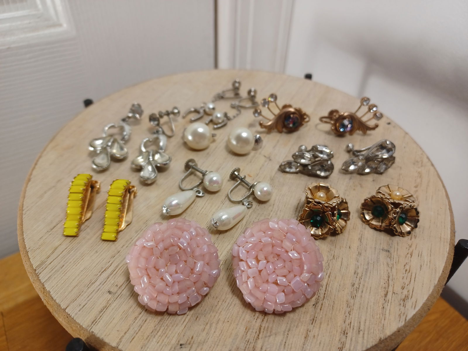 Lot of Vintage Screw Back & Clip Earrings / some designers (1 of 5)