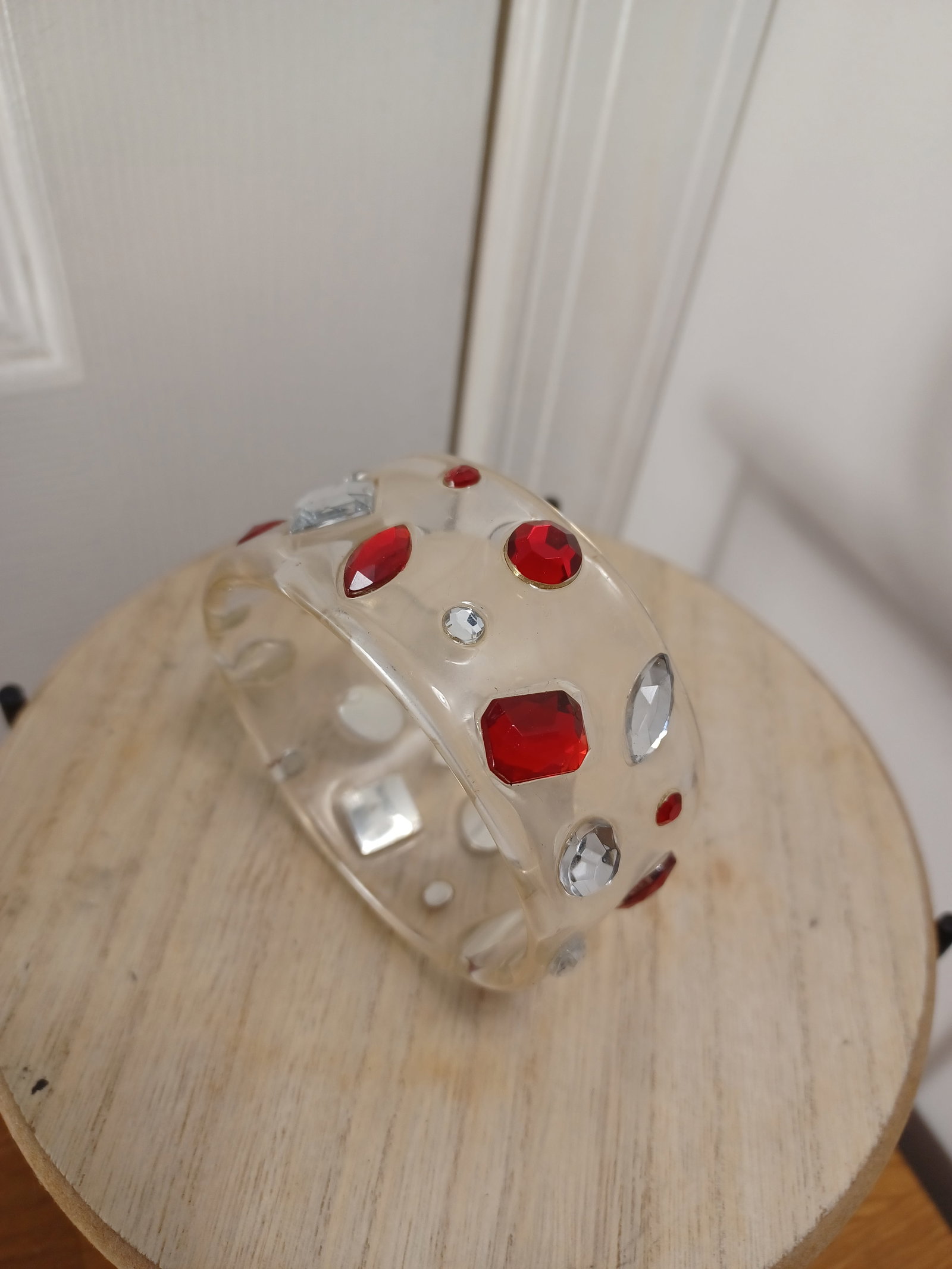 Vintage Lucite & Rhinestone Bracelet: Vintage Lucite & Rhinestone Bracelet
