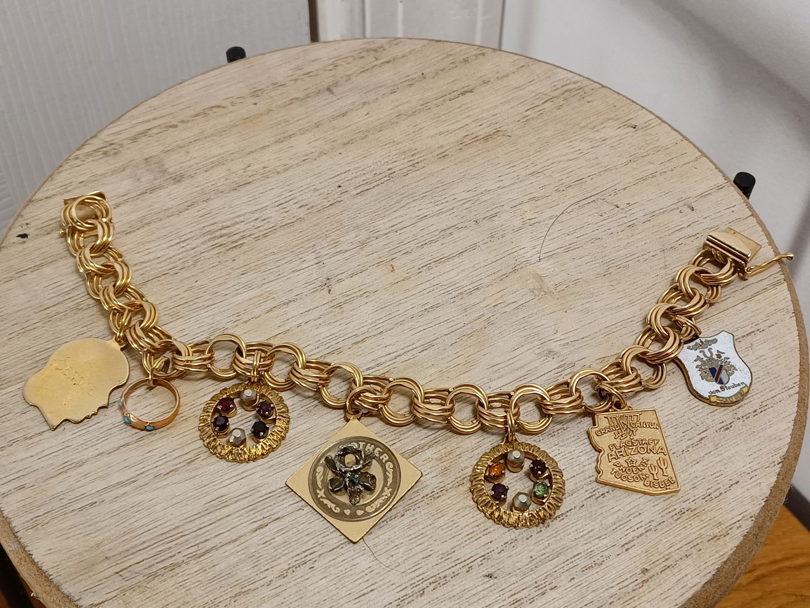 14kt Gold Charm Bracelet / 37.1 grams (1 of 6)
