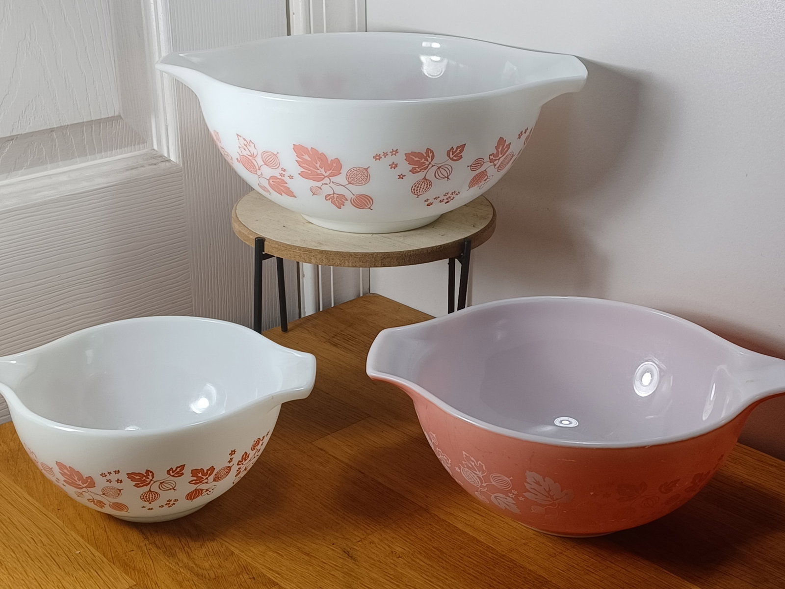 Vintage Pyrex Gooseberry Cinderella Bowls: Vintage Pyrex Gooseberry Cinderella Bowls