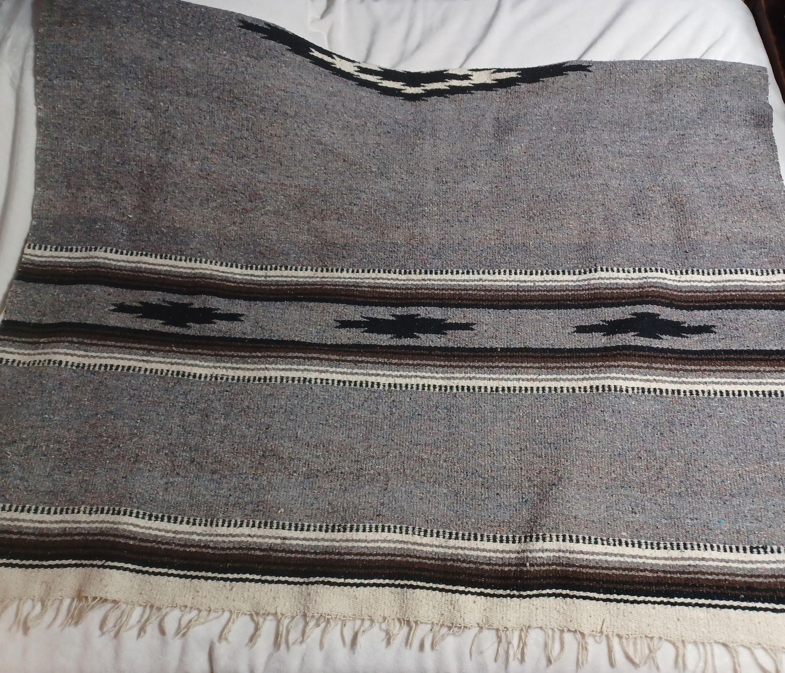 Vintage Mexican Wool Spread 82x54 (1 of 5)