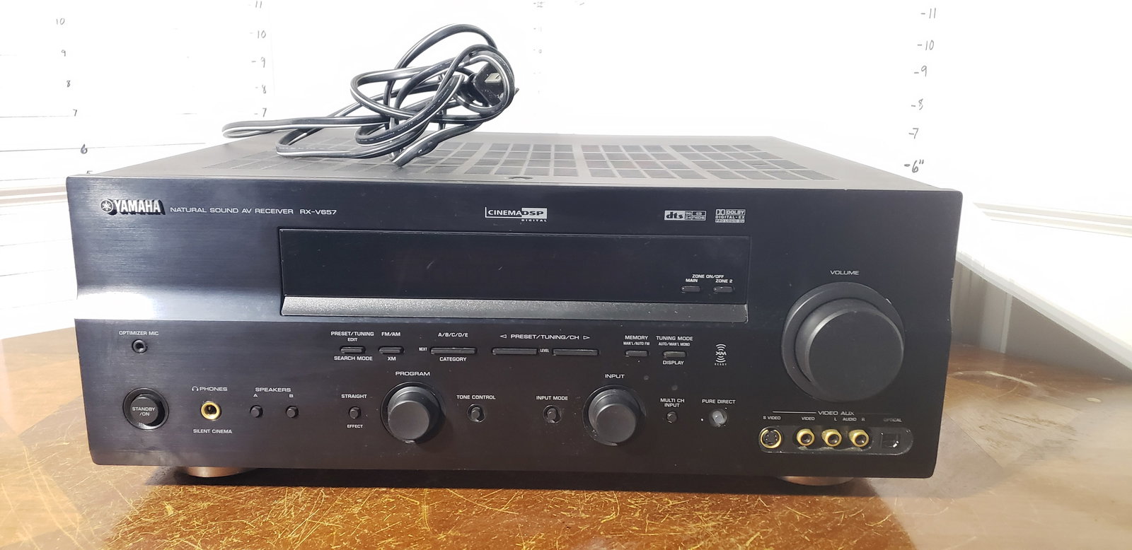 Yamaha stereo receiver (1 of 3)