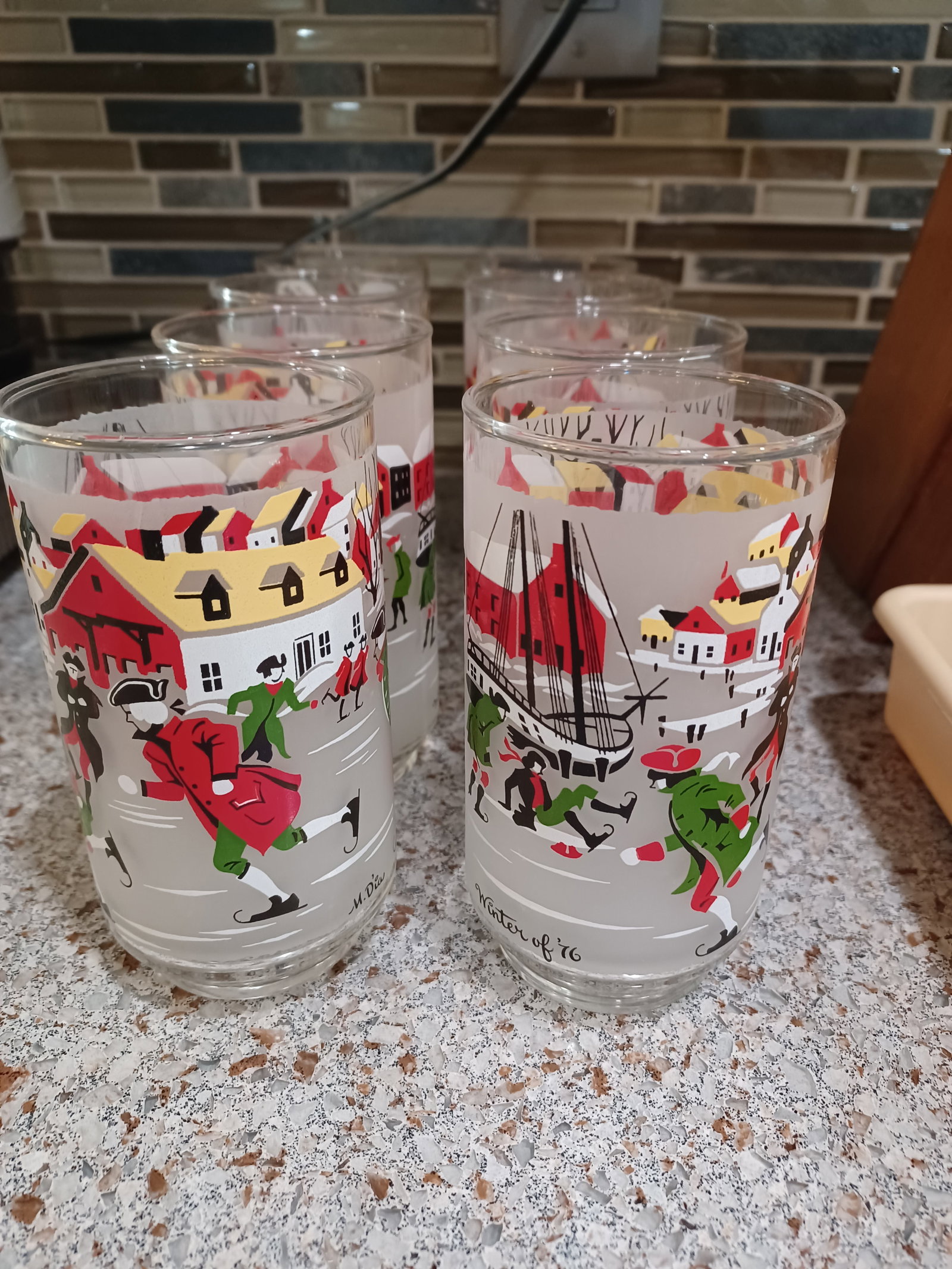 Vintage Set of Winter of '76 Bar Ware Glasses: Vintage Set of Winter of '76 Bar Ware Glasses