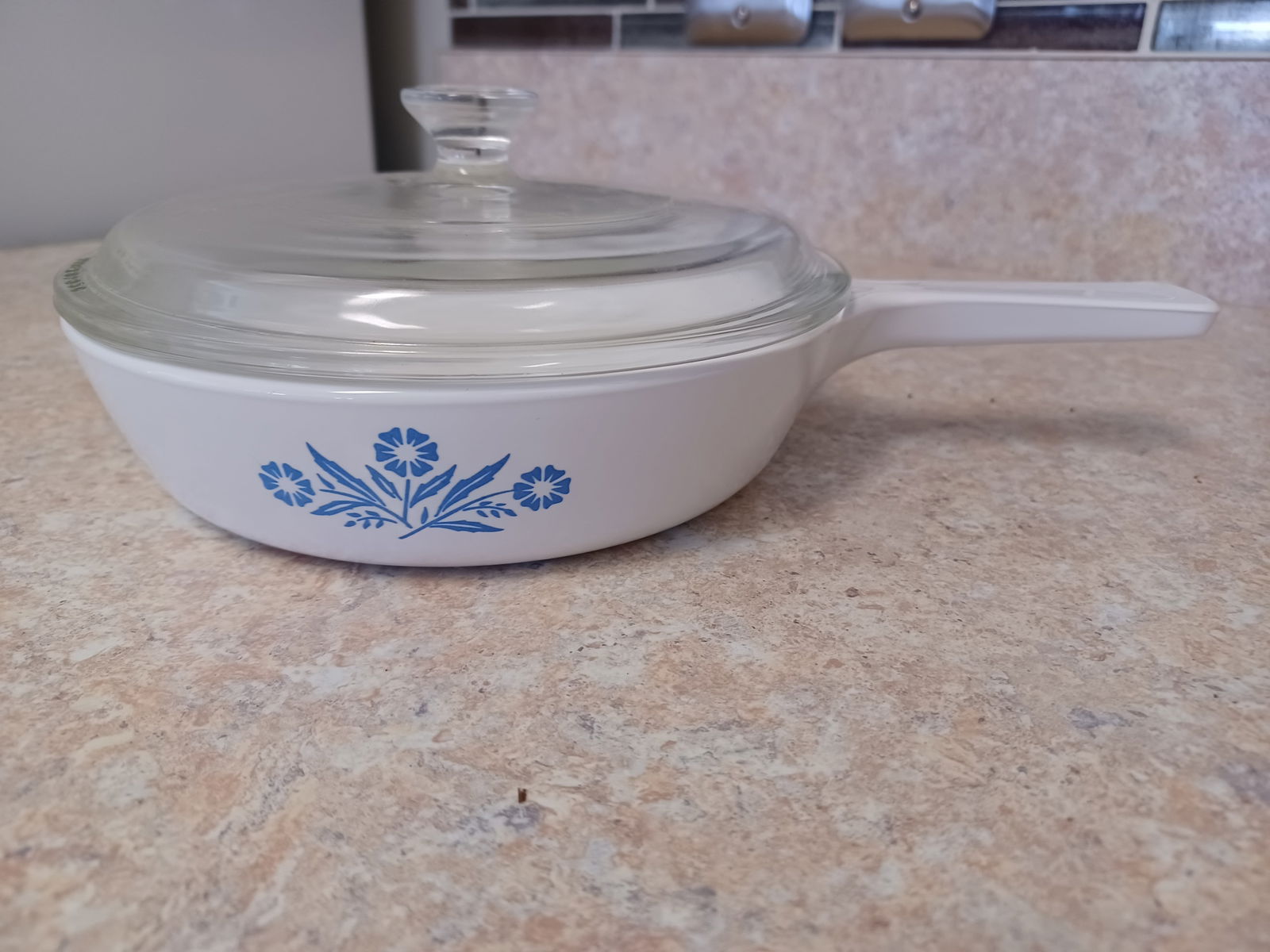 Corning Ware P-83-B 6.5" Casserole (1 of 5)