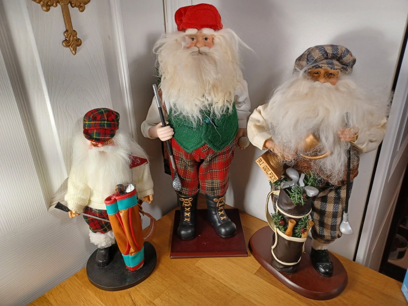 Lot of 3 Golfing Santas: Lot of 3 Golfing Santas