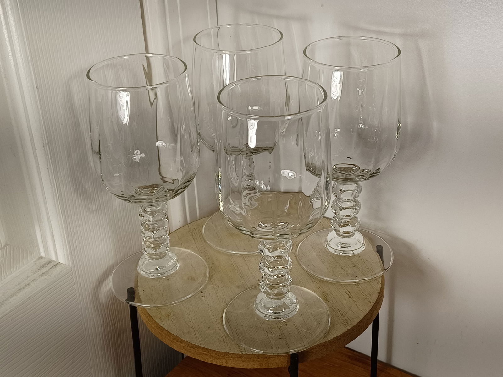 Set of 4 Vintage Bubble Glass Stemmed Wine Goblets: Set of 4 Vintage Bubble Glass Stemmed Wine Goblets