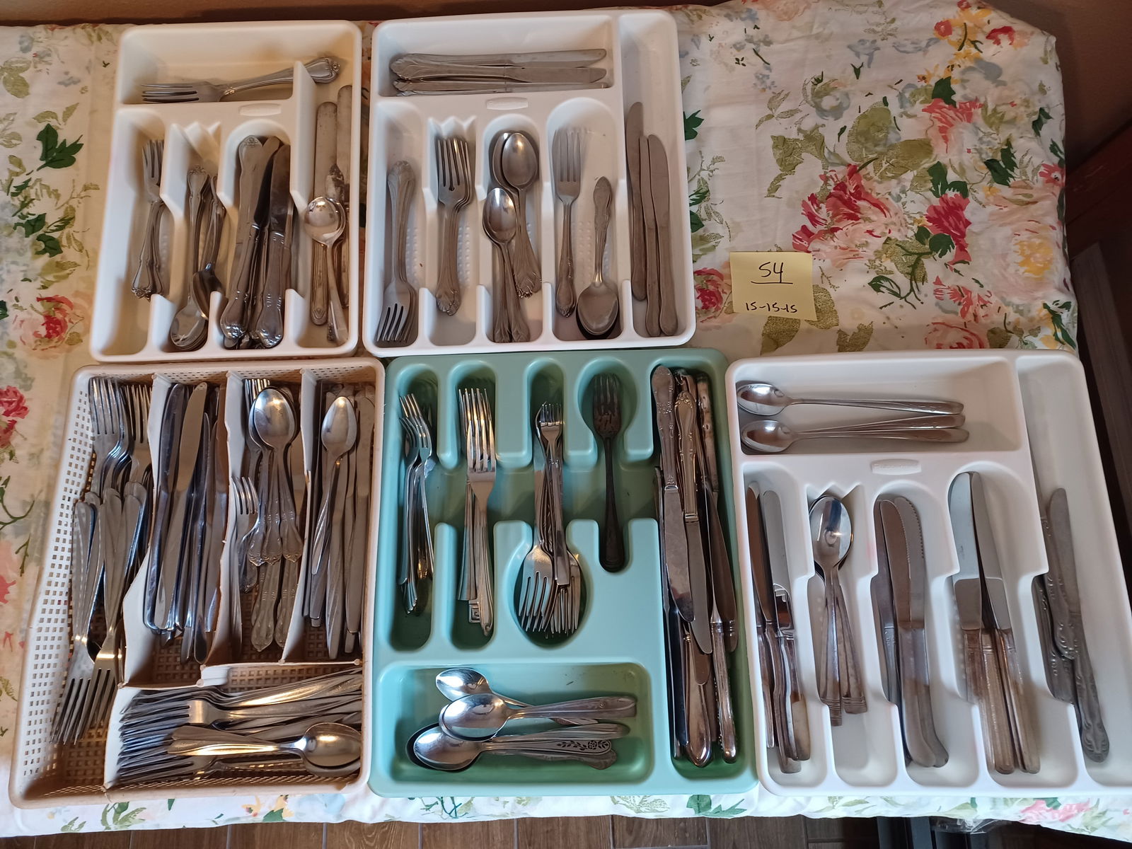 Large Lot of Mixed Sets of Silverware / All seen in photos with trays (1 of 6)