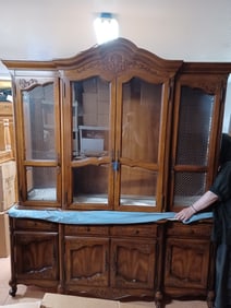 Stunning Bernhardt Hibriten Mid Century China Hutch with Glass Shelves / Shelves wrapped in cabinet