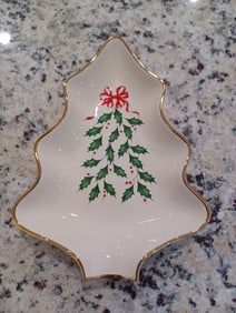 Lenox Christmas Tree Plate / Holiday Dimension Collection