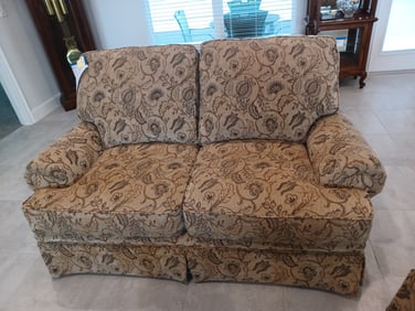 Beautiful Clayton Marcus Love Seat