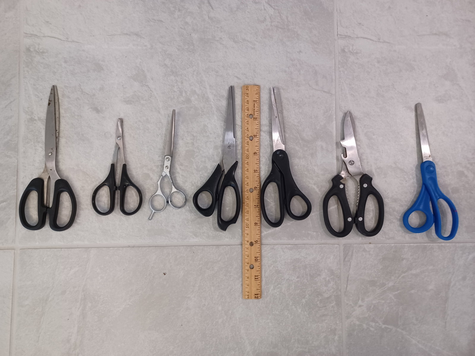 Lot of Scissors: Lot of Scissors
