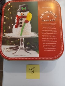 NEW William Sonoma Snowman Cake Mold