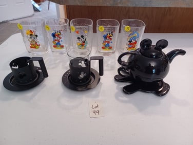 Lot of Mickey Mouse Disney Teapot / Glassware, etc