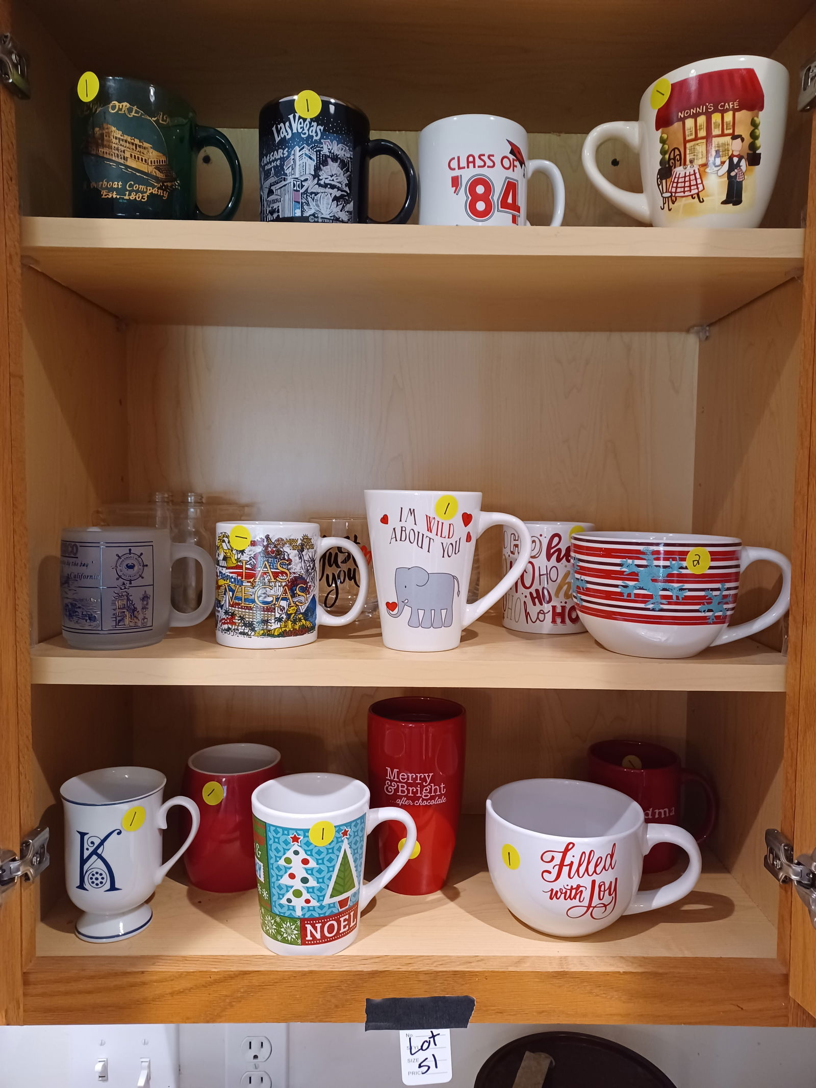 Lot of Cups/ All seen in photos: Lot of Cups/ All seen in photos