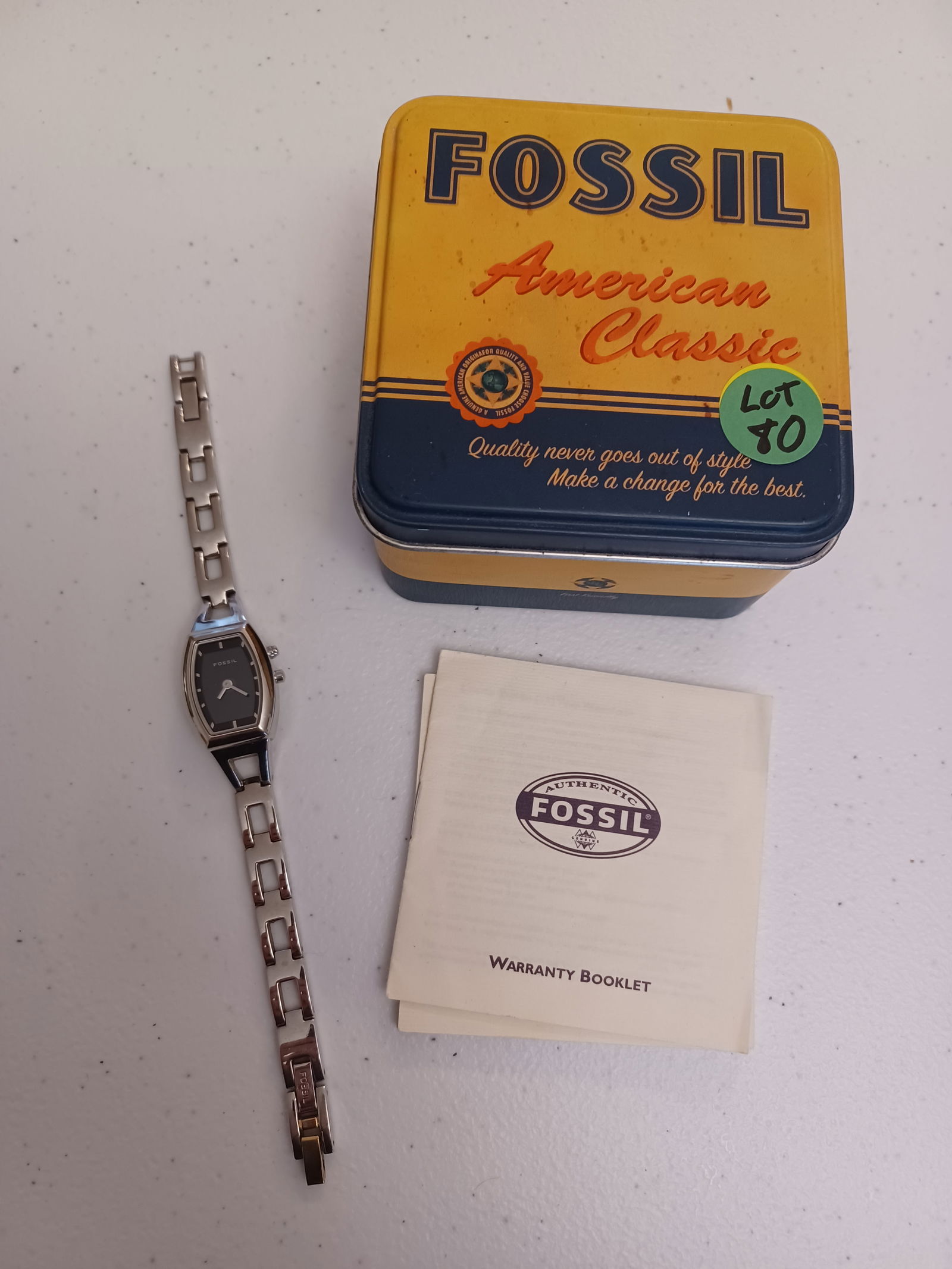 Fossil Watch in case / needs battery: Fossil Watch in case / needs battery