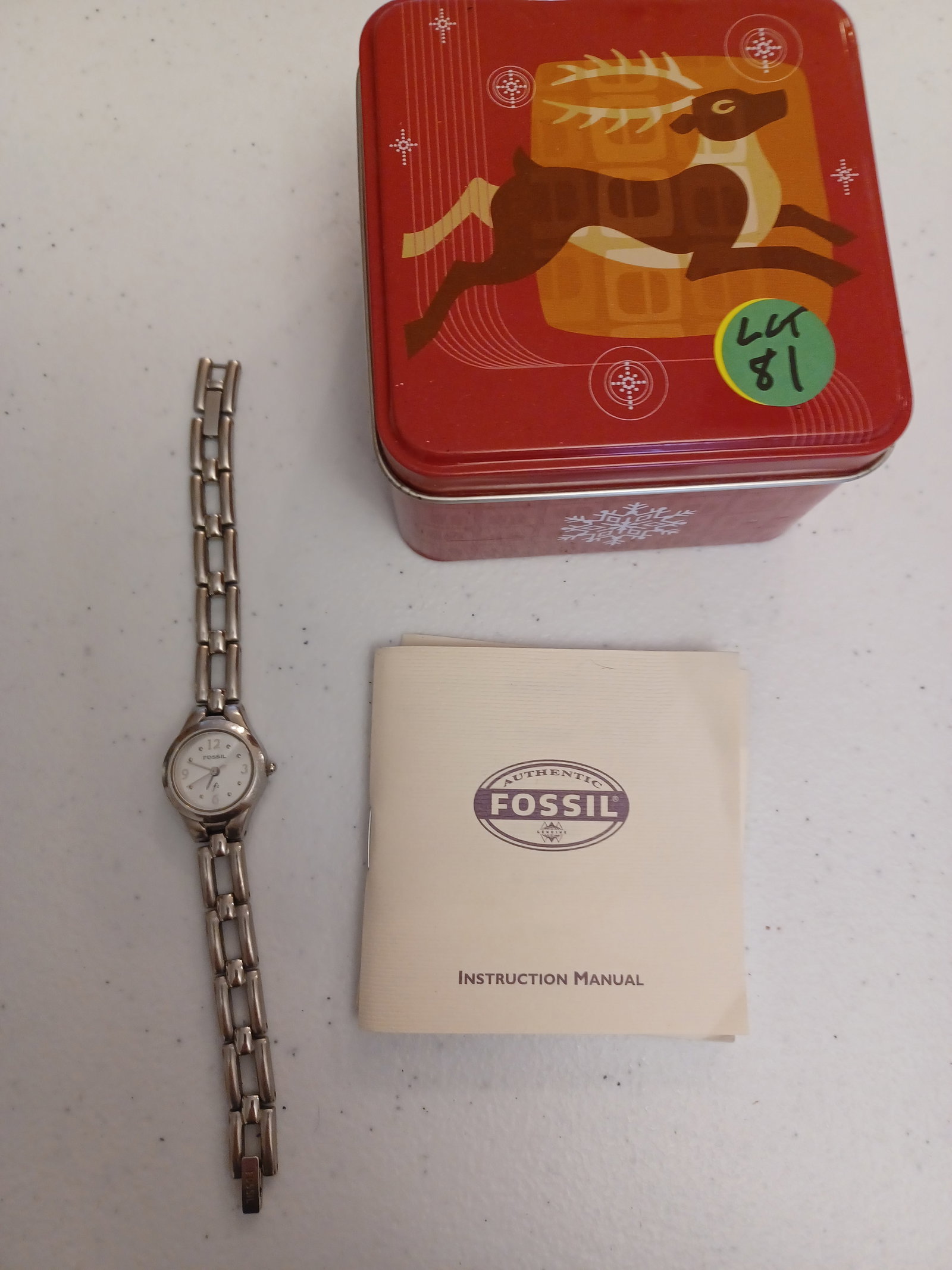 Fossil Watch in case / needs battery: Fossil Watch in case / needs battery