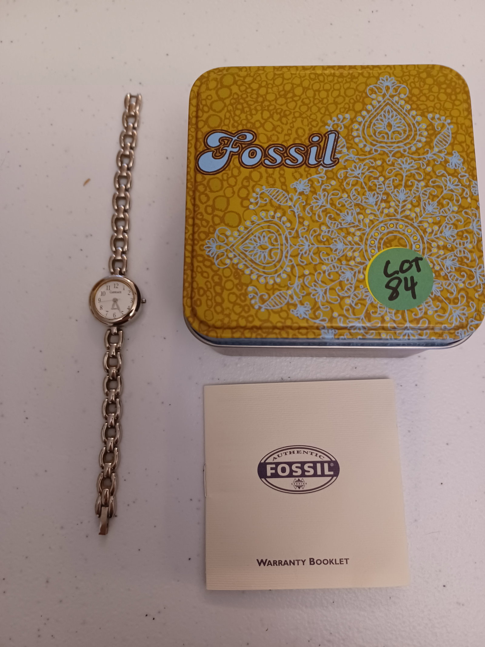 Fossil Watch in case / needs battery: Fossil Watch in case / needs battery