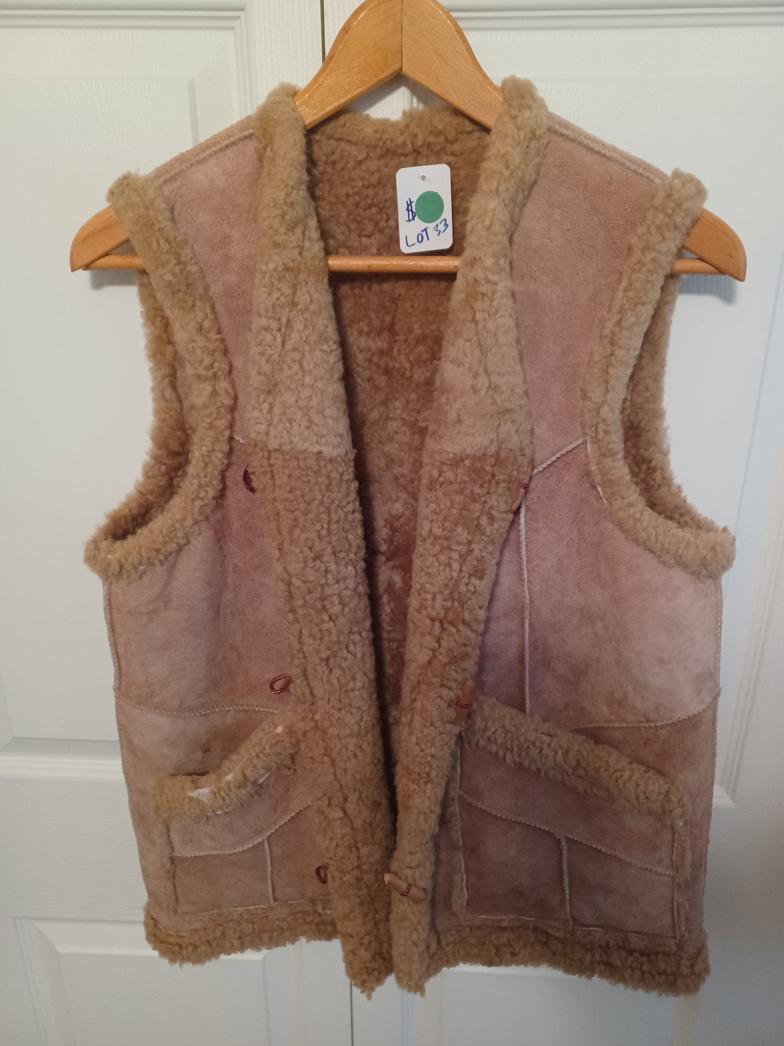 Vintage Sheeps Hide Vest / some wear: Vintage Sheeps Hide Vest / some wear