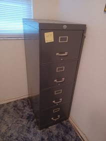File Cabinet / no key