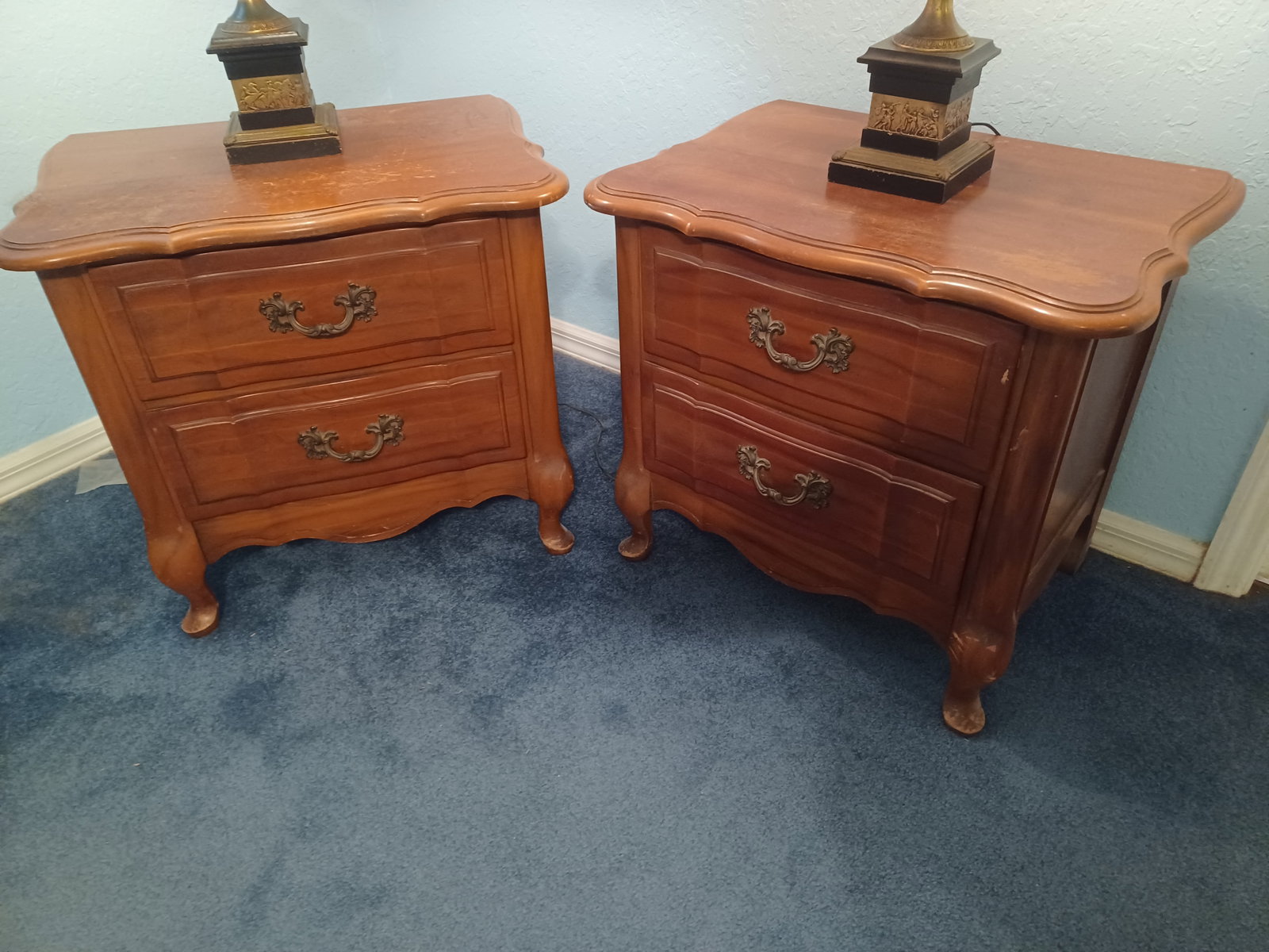 Vintage Pair of Nightstands: Vintage Pair of Nightstands