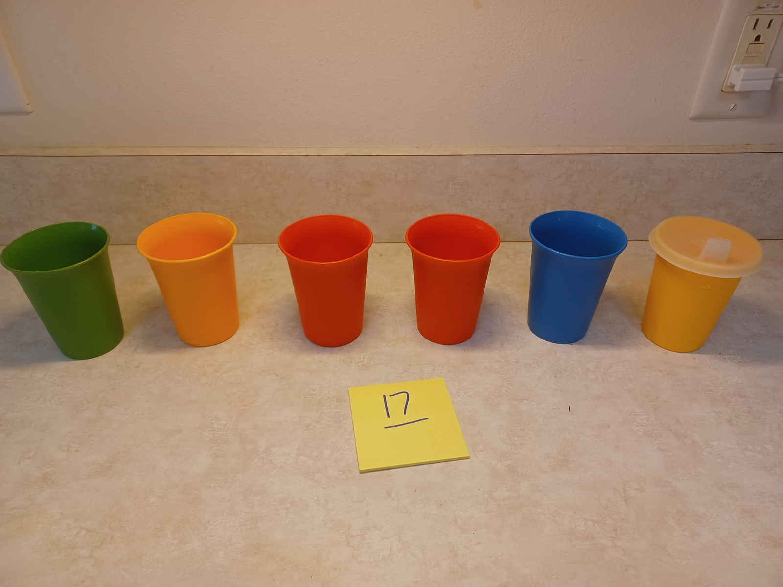 Vintage Tupperware Juice Cups: Vintage Tupperware Juice Cups