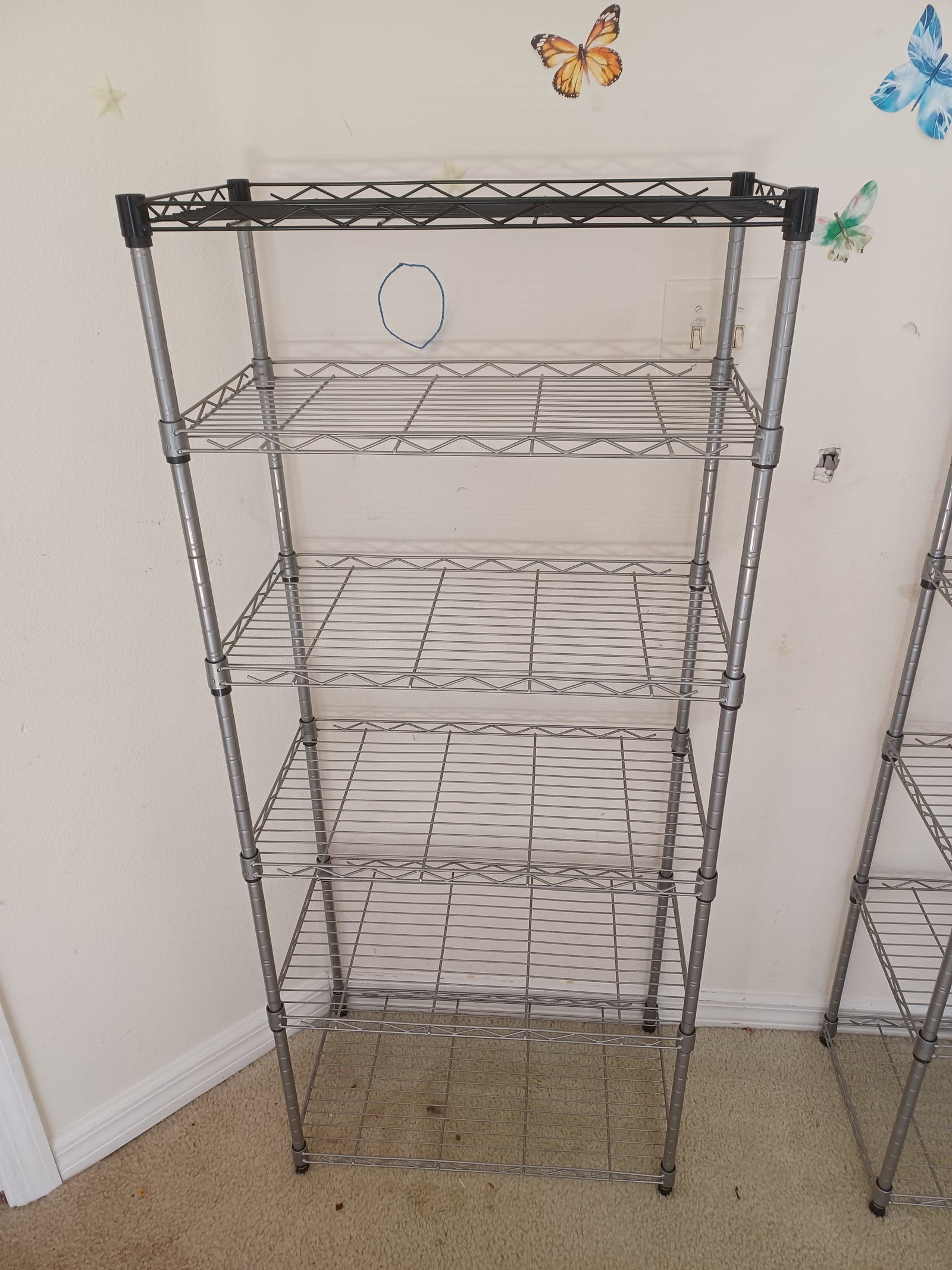 Metal Rack: Metal Rack