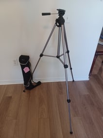 Promaster 6100 Telescoping Stand