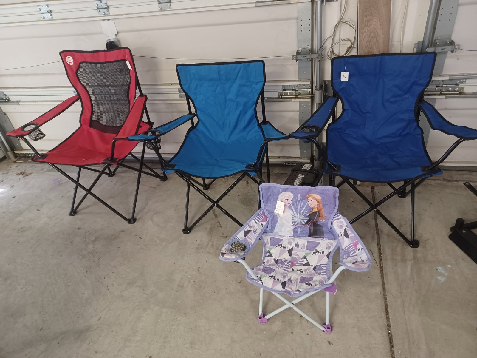 Lot of Folding Camping Chairs: Lot of Folding Camping Chairs