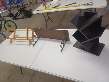 Lot of Book Racks / Wall Shelf