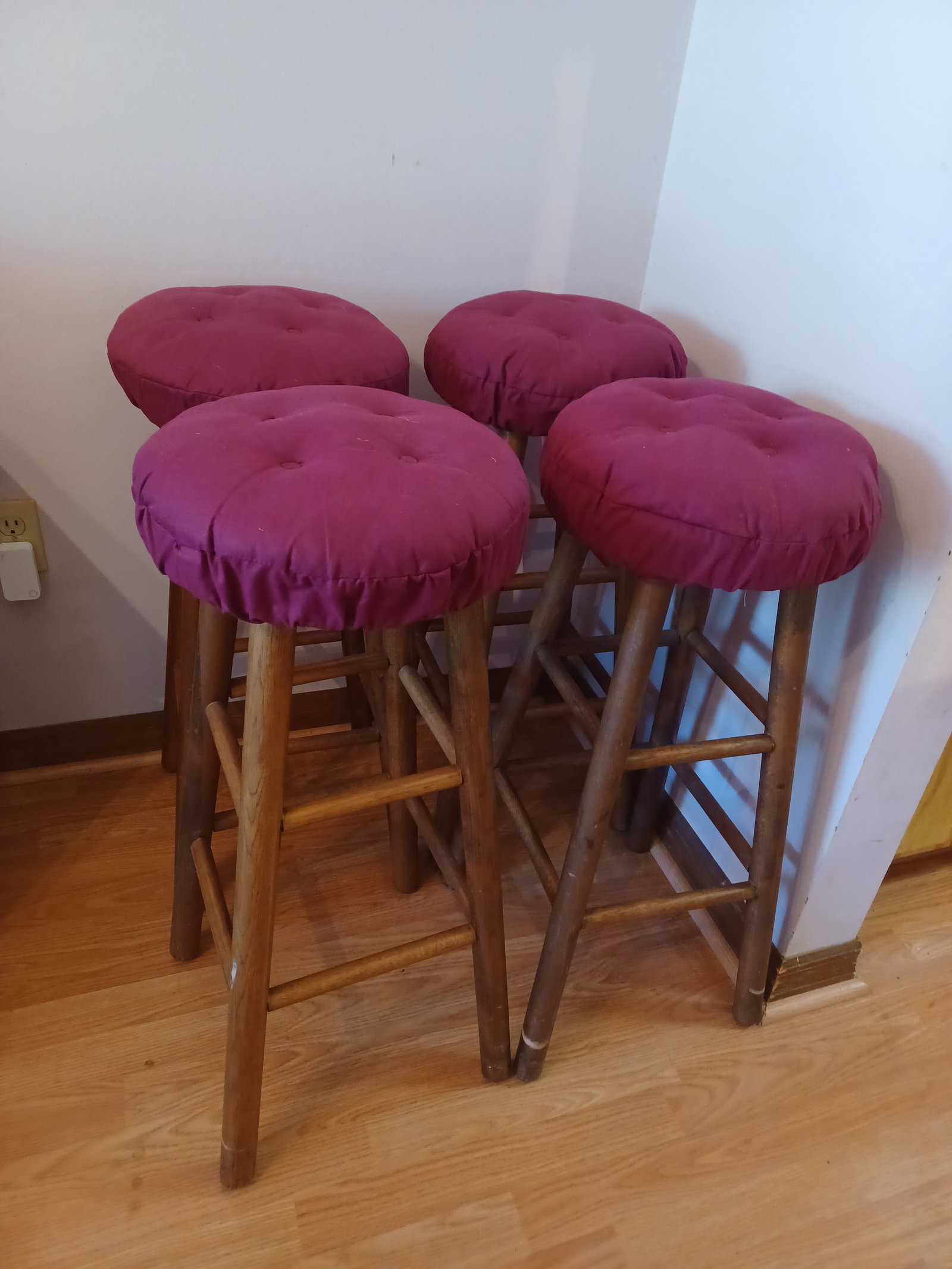 Set of 4 Wood Stools: Set of 4 Wood Stools