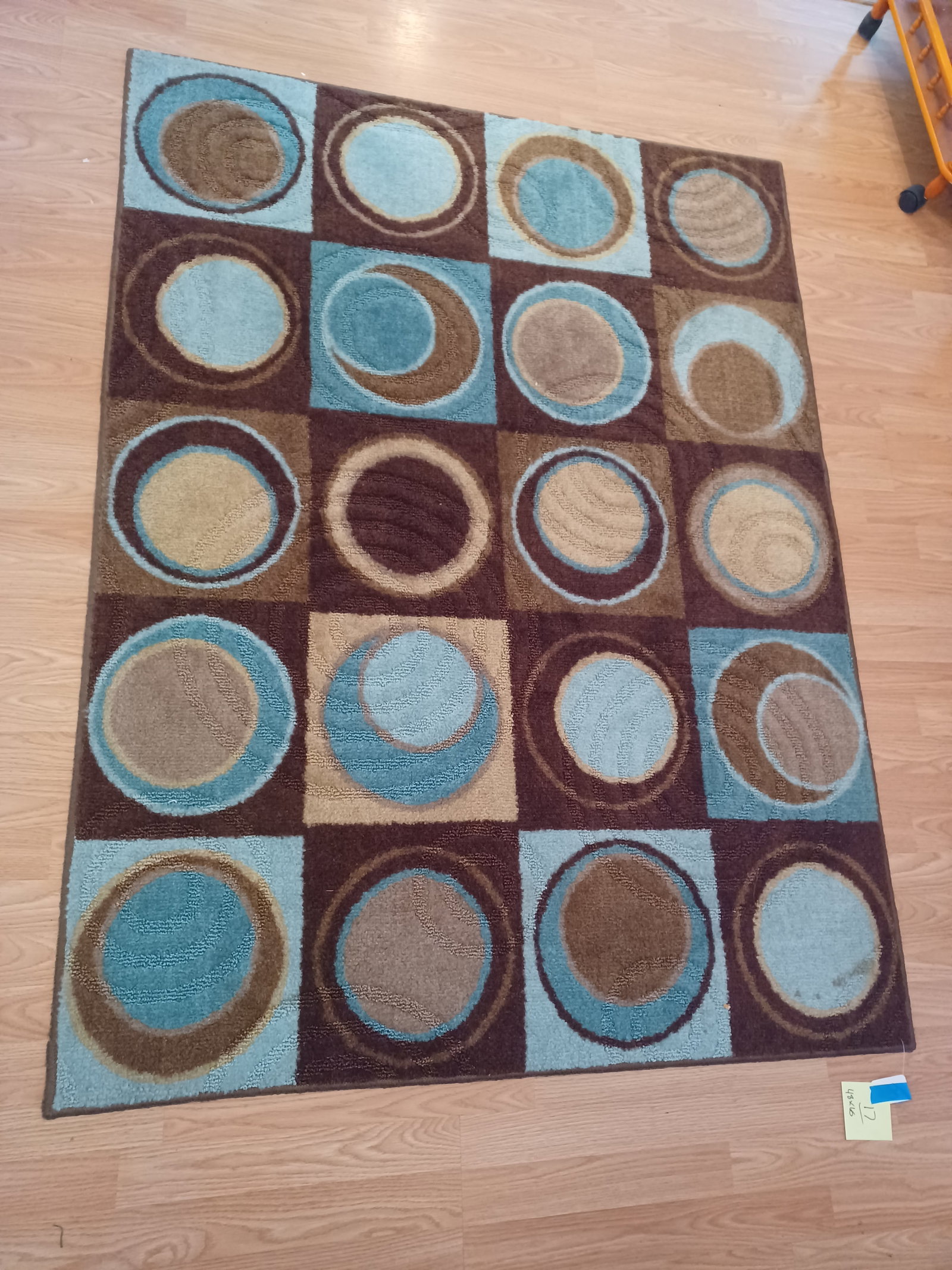 Area Rug: Area Rug