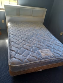 Full Size Bed