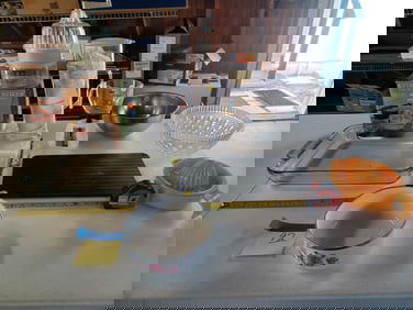 Mixed Lot of Kitchen Items