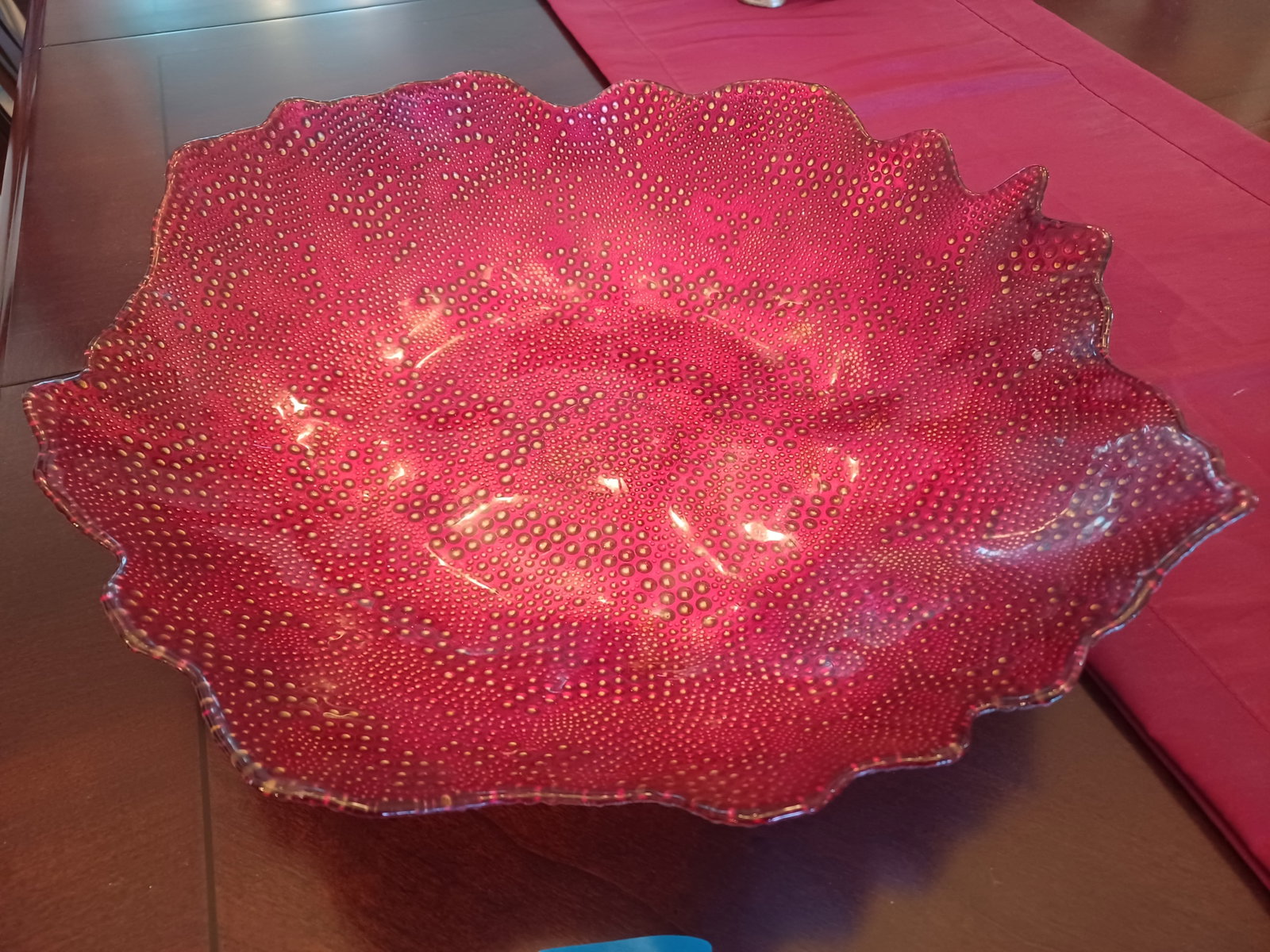Ornate Fruit Bowl: Ornate Fruit Bowl