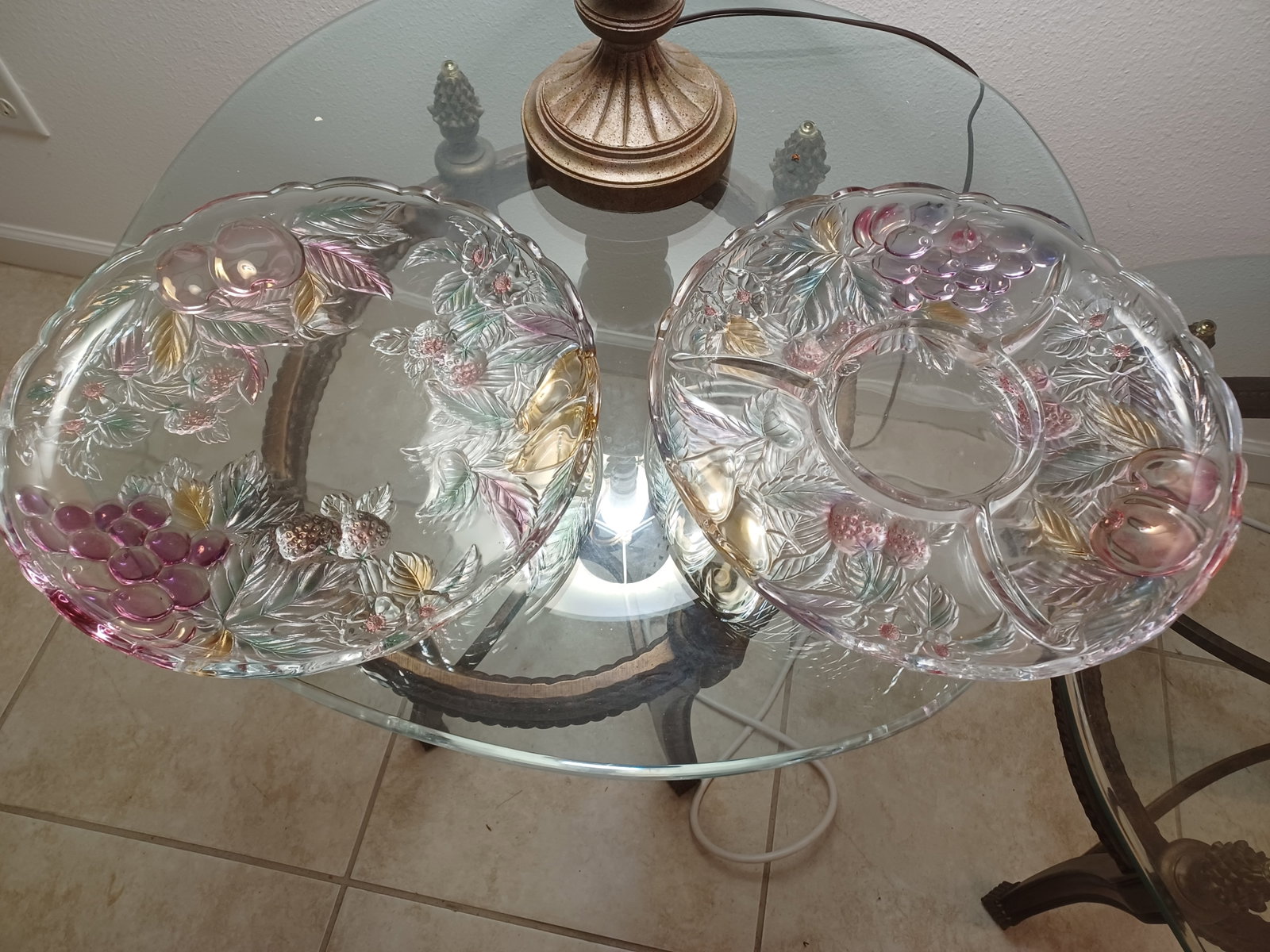 Pair of Decorative Heavy Glass Serving Platters: Pair of Decorative Heavy Glass Serving Platters