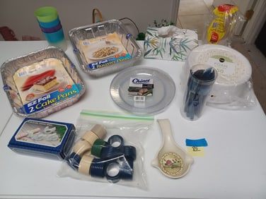 Lot Kitchen & Dining Items