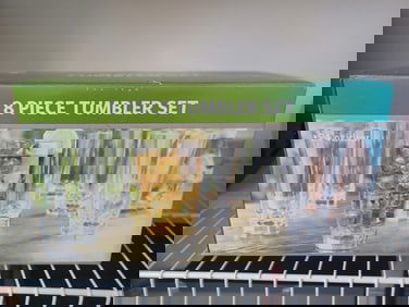 NEW 8 Piece Acrylic Tumbler Set