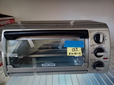 NEW Black & Decker Toast-R-Oven