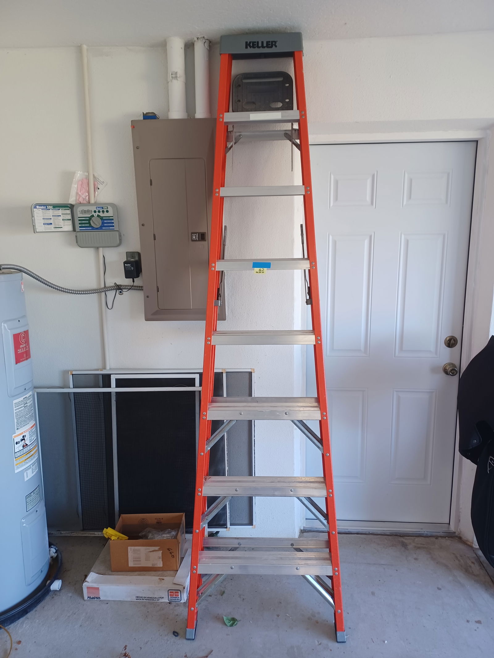 Like New Keller 8 foot Ladder (1 of 4)