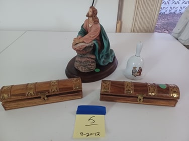 Agony in The Garden Jesus Figurine with 2 wood gift boxes of Frankinsence and Myrre