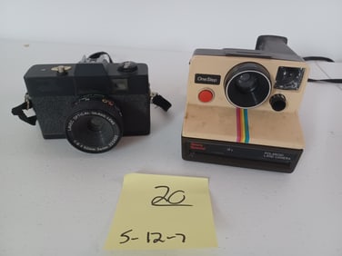 Vintage Lot of Cameras/ Polaroid/ as seen/ mechanics move but untested