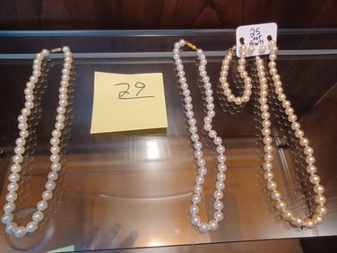 Lot of Pearl Jewelry