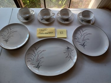China Set with Garden Queen pattern
