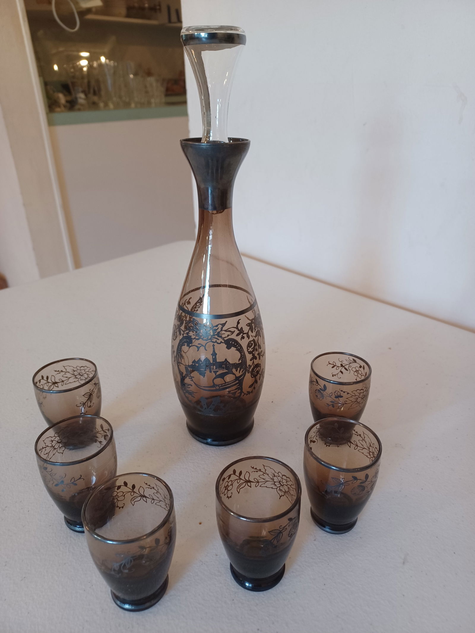 Nice Mid Century Decanter and Glass Set (1 of 8)