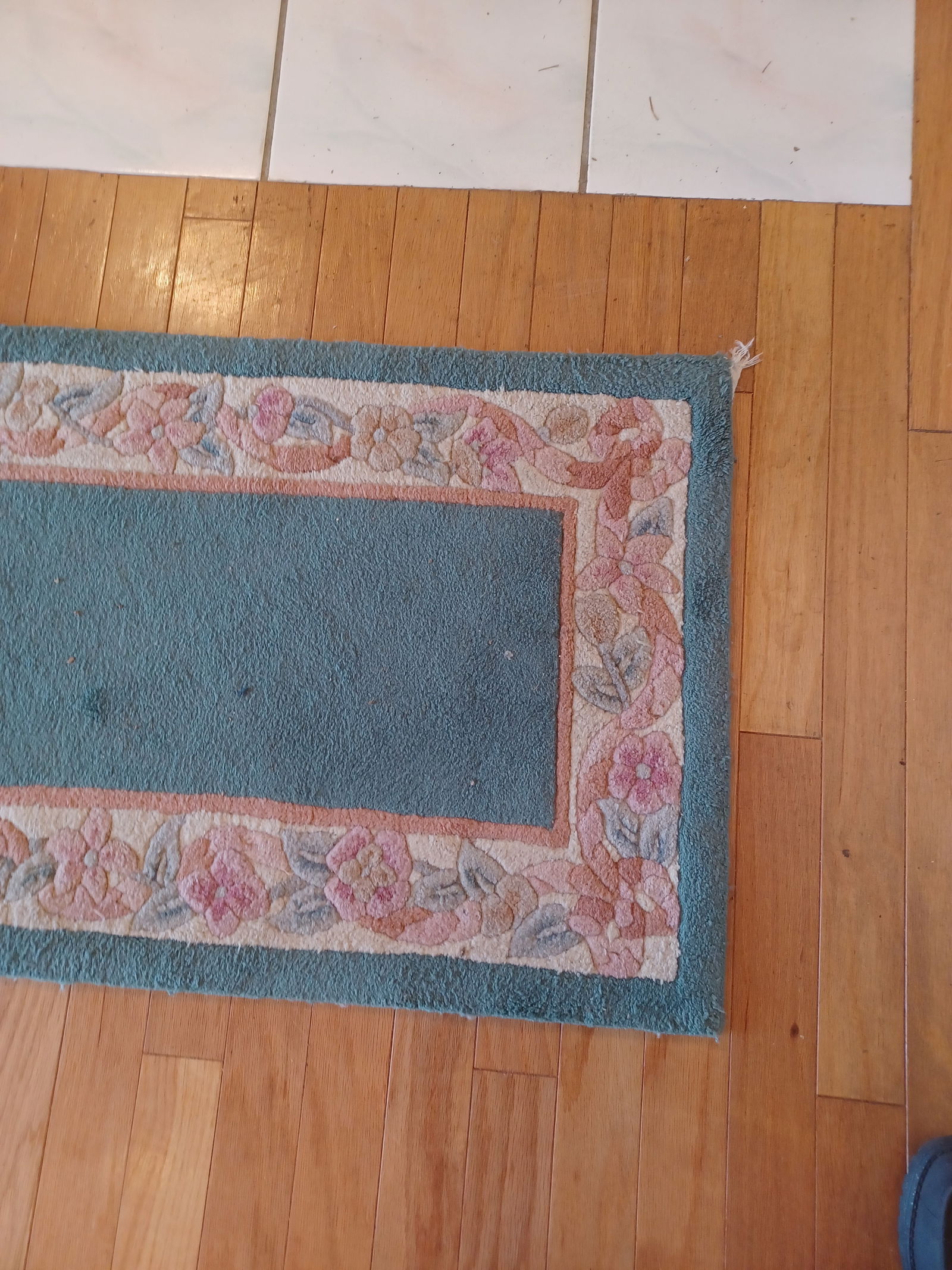 Sculpted Runner Rug by Jubilee - 3