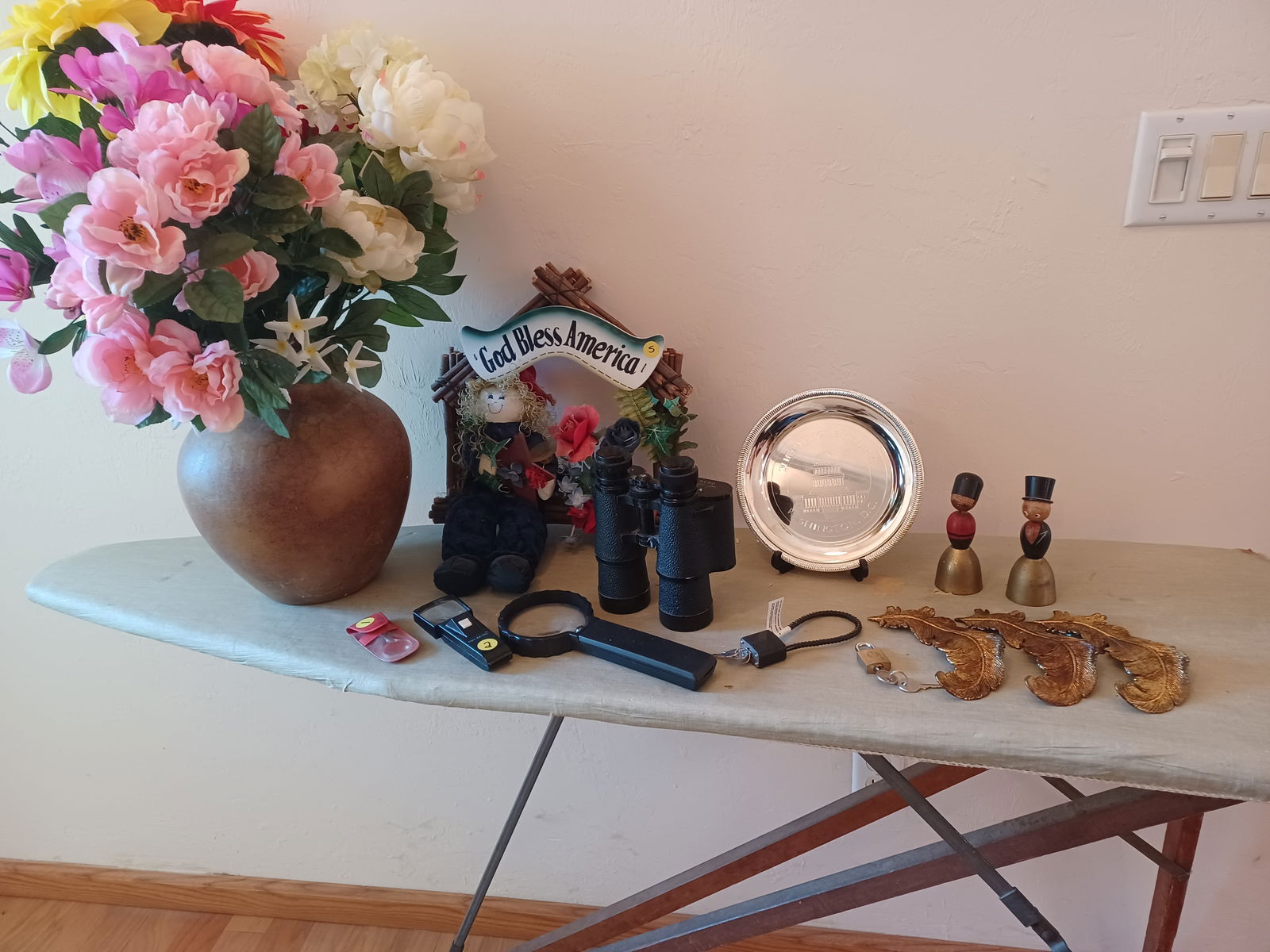 Decor Lot / as seen: Decor Lot / as seen