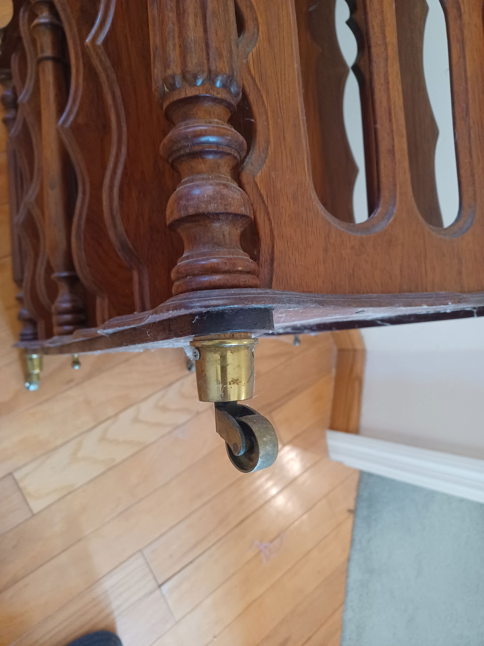 Victorian Caturbury Cabinet - 8