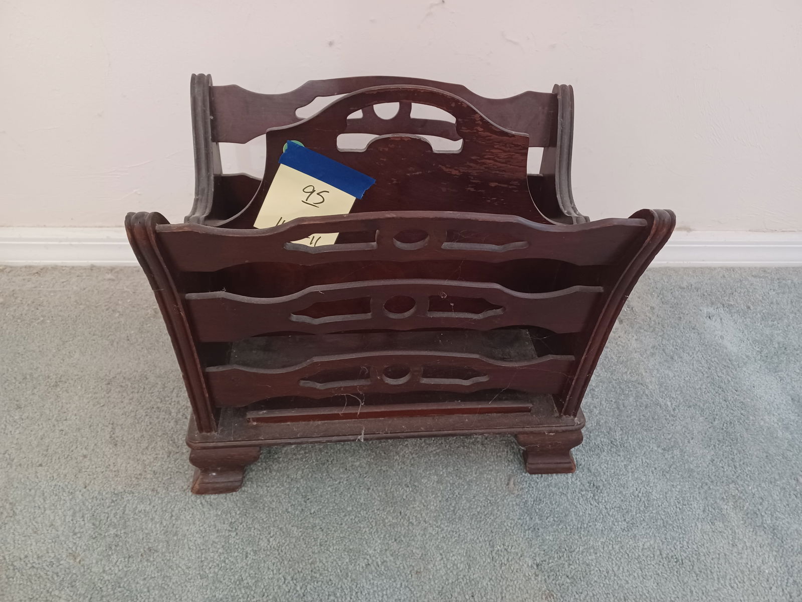 Mahogany Magazine Rack: Mahogany Magazine Rack